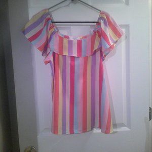 Emily Wonder Size Small, multicolored top